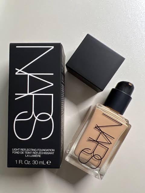 NARS LIGHT REFLECTION FOUNDATION